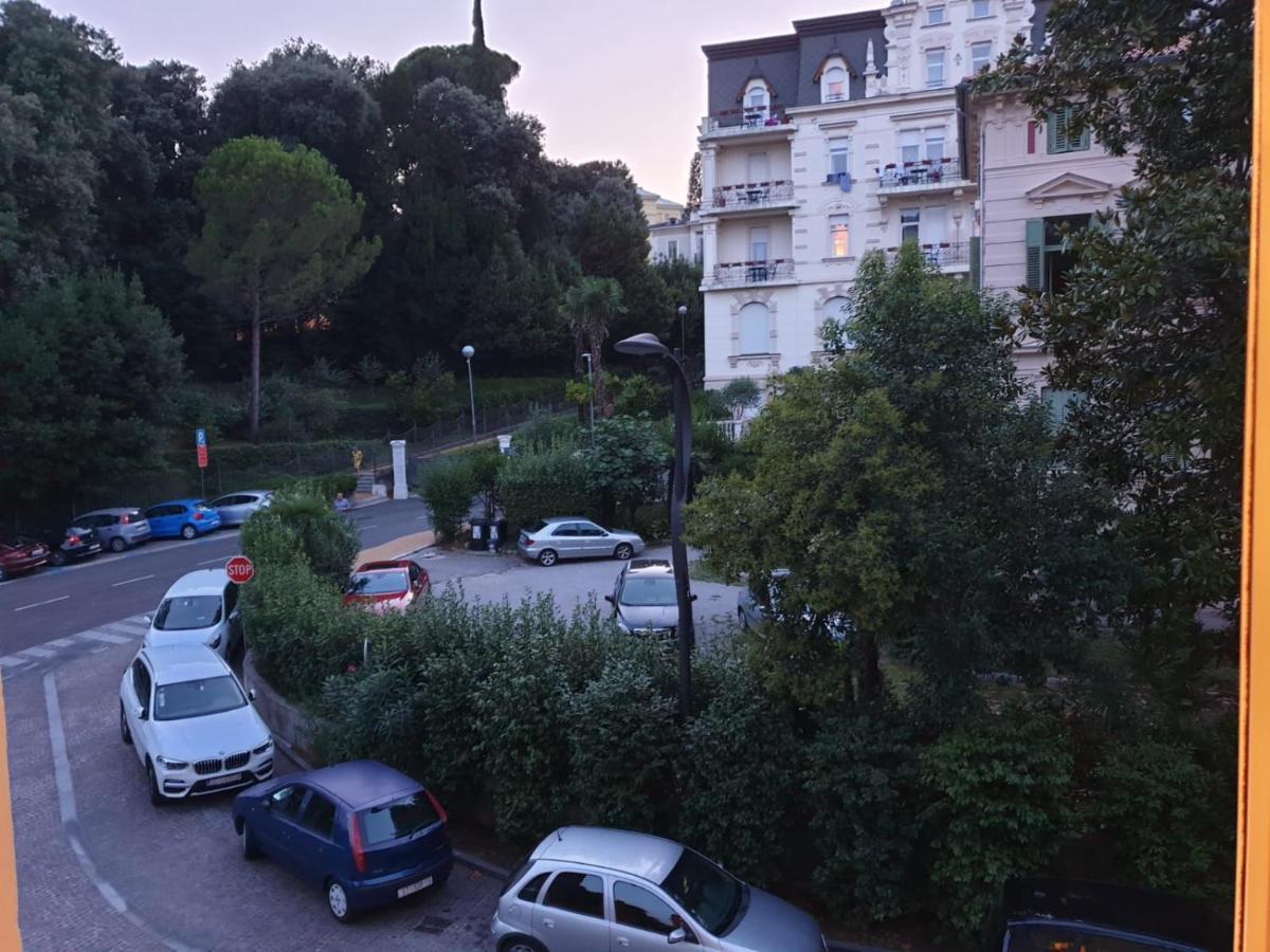 Apartment Sea Promenade - Opatija Center Exterior photo